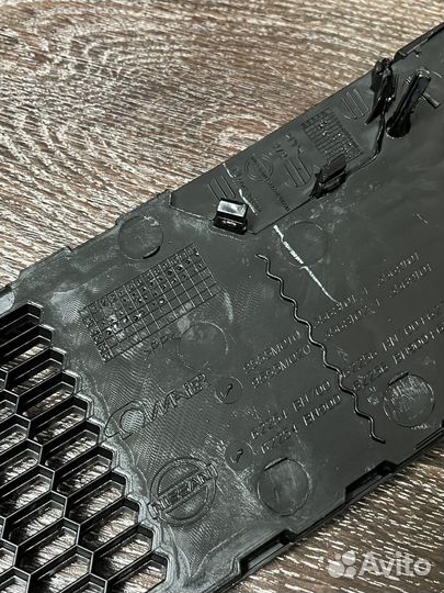 Решетка в бампер Nissan Almera n16