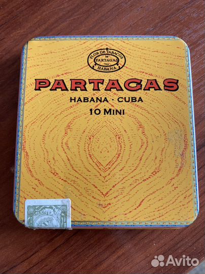 Портсигар Партагас из Кубы металлический