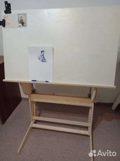 Парта растущая, мольберт, кульман, конторка