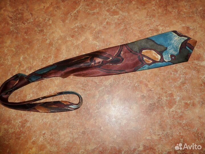 Галстуки-9 шт,новые,ссср,2 бабочки,подтяжки