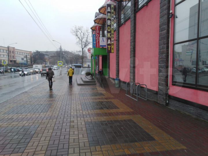 Помещение, 424 м²