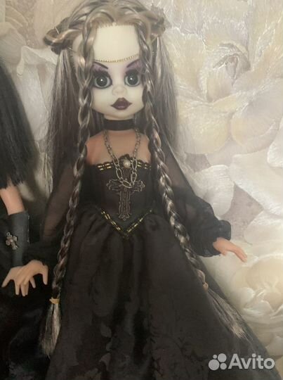 Коллекционная кукла