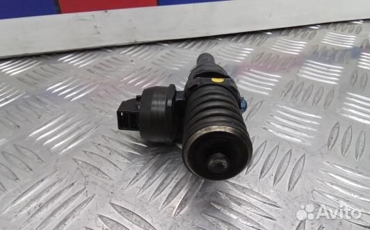 Форсунка дизельная volkswagen passat B6 (ODN40AL01