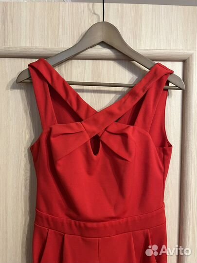 Комбинезон женский красный