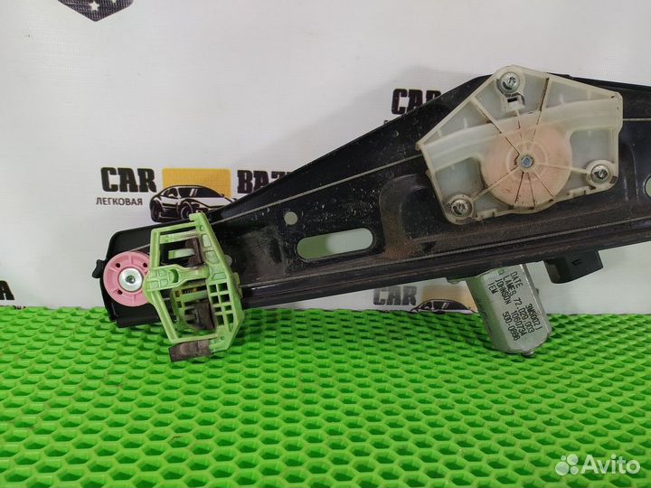 Стеклоподъемник задний правый R BMW X1