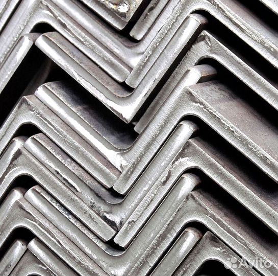 Уголок металлический