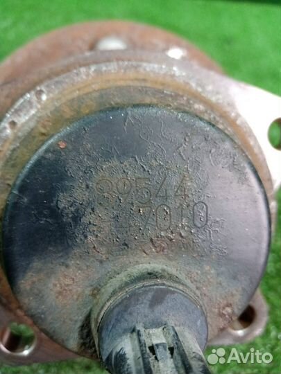 Ступица задняя правая Toyota Alphard MNH10 1MZ-FE