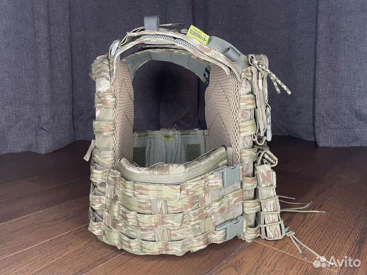 Плитник с подсумками