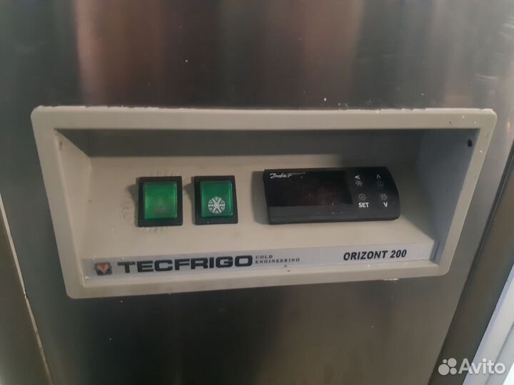 Витрина холодильная Tecfrigo orizont 200