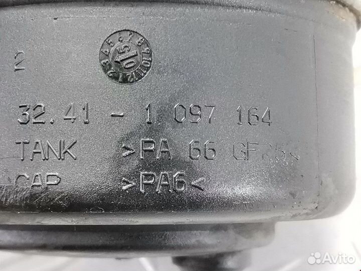 Бачок гидроусилителя для BMW X3 (E83) 32411097164