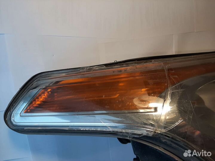 Фары на Citroen C3 Picasso