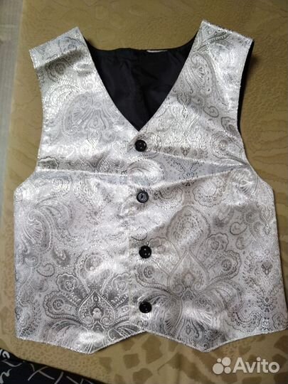 Жилетка для мальчика 98