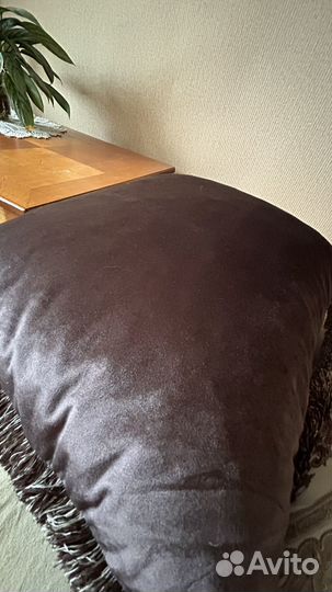 Подушки диванные новые 56*47