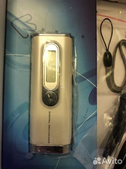 Цифровой диктофон DaiNet RVR-R1640 (Корея)