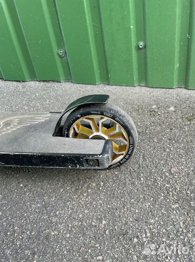 Трюковой самокат