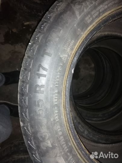 Continental ContiVikingContact 6 235/55 R17