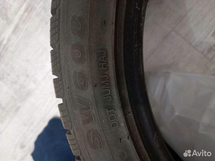 Goodride SW 608 235/45 R18