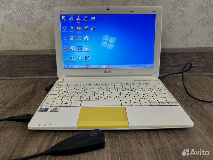 Acer Aspire One Happy2-N578Qyy