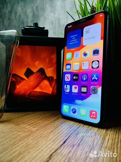 iPhone 11 Pro, 64 ГБ