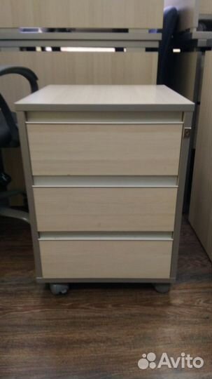 Тумбочка офисная