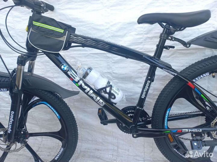 BMW новый литые диски R-26 чёрный