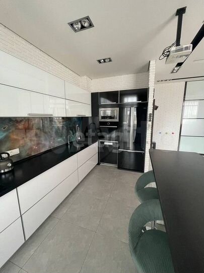 3-к. квартира, 95,3 м², 6/11 эт.