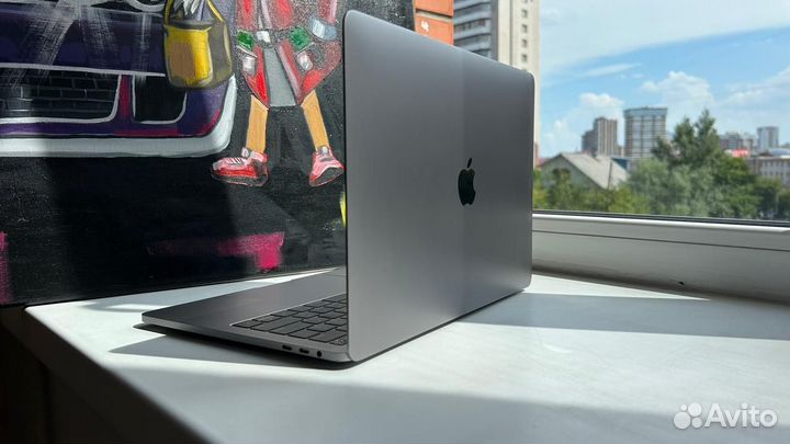 Macbook pro 13 2018 i7/16/512