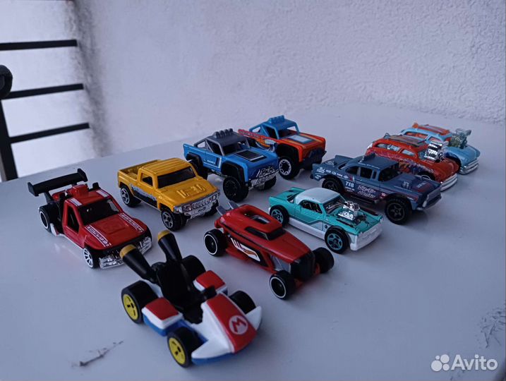 Hot Wheels машинки