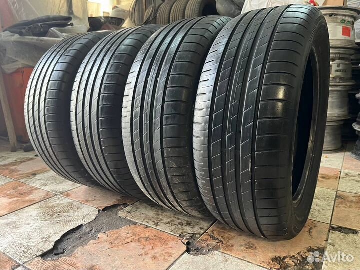 Goodyear EfficientGrip Performance 205/55 R16 91W