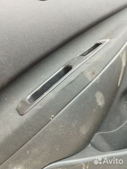 Обшивка двери задней левой Nissan Qashqai J10