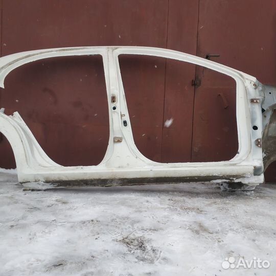 Правый борт FAW V5