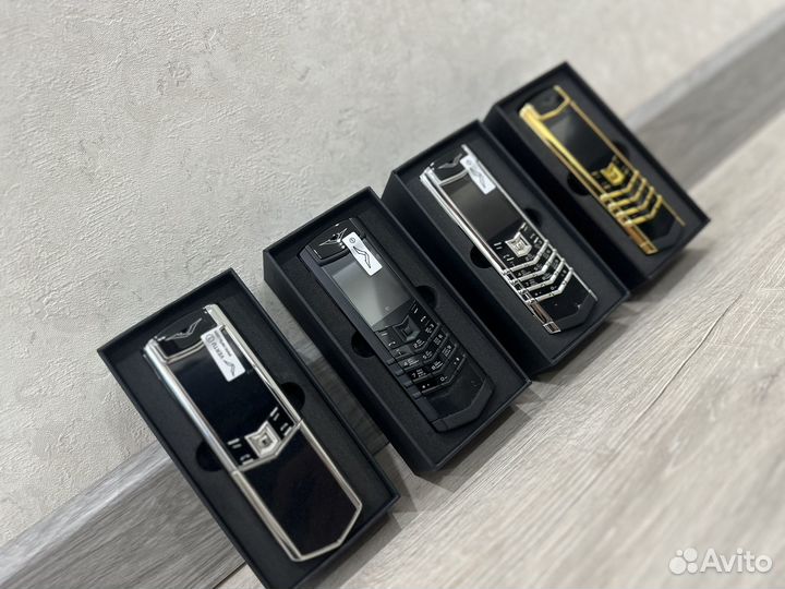 Телефон Vertu чёрный