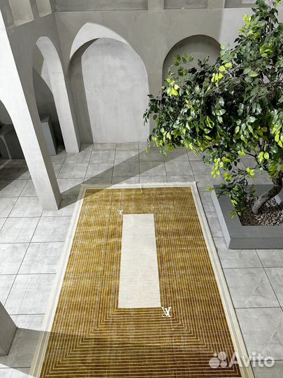 Ковер современный