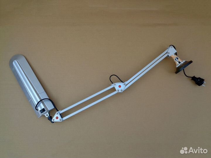 Светильник настольный Camelion KD-017C/VT069B