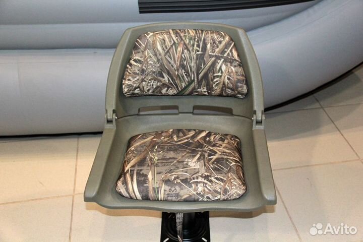 Кресло в лодку складное с мягкими накладками