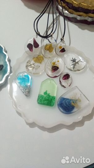 Брошь, кулон