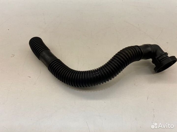 Трубка картерных газов Audi A6 C6 2.0 2008