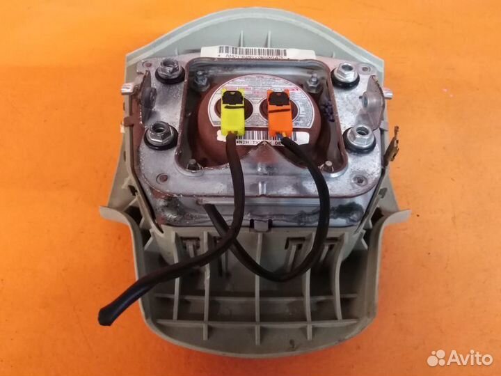 Подушка безопасности в руль Infiniti Qx56 JA60 5.6