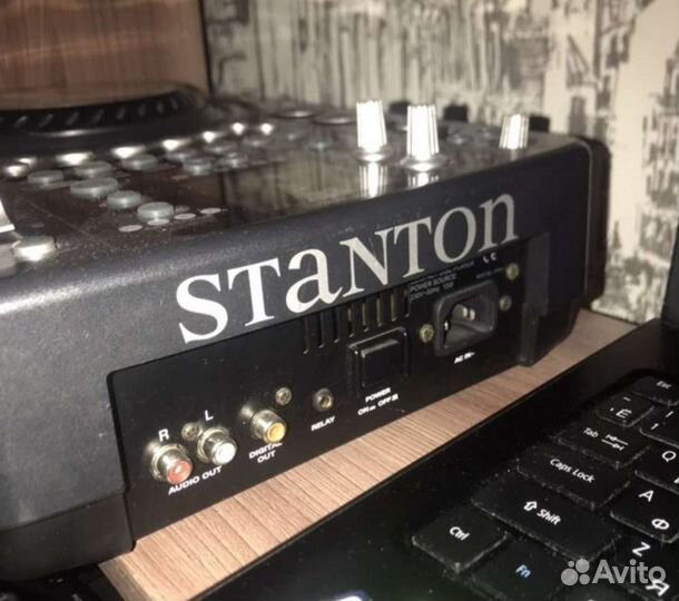 Dj контролер,пульт stanton s-450