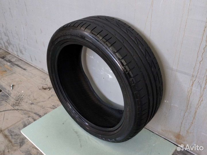 Bridgestone Potenza S001 225/45 R18 Y