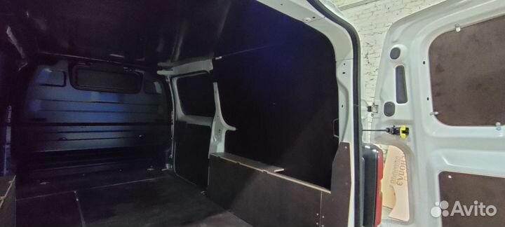 Обшивка кузова фургона peugeot expert комплект