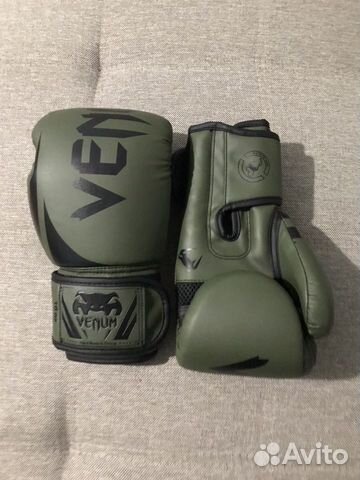 Боксерские перчатки