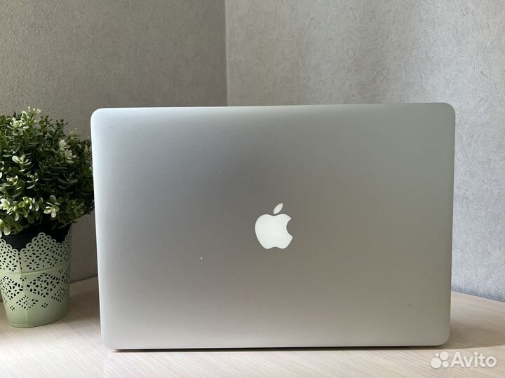 Apple MacBook Pro 15 (2015) i7/16/512