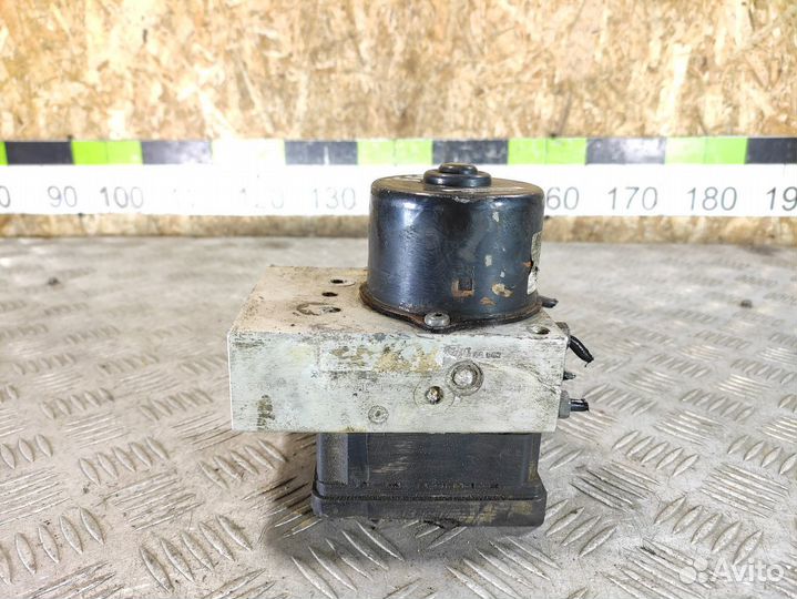 Блок ABS насос Volkswagen Transporter T5