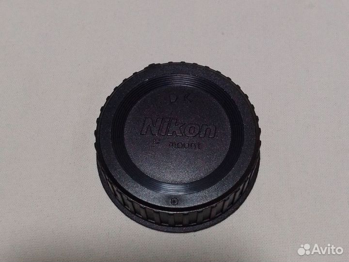 Продается задняя крышка на объектив