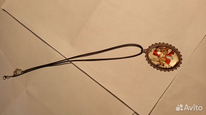 Подвеска с портретом