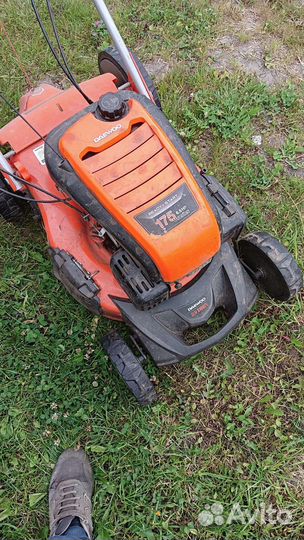 Газонокосилка бензиновая самоходная