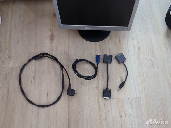Монитор HP L1706