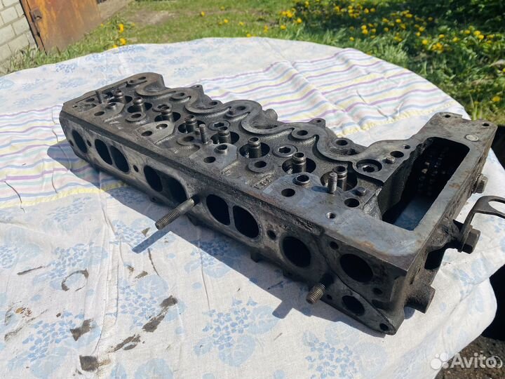 Головка двигателя Mercedes 616