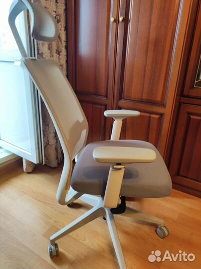 Компьютерное кресло Sunon Vera CVP80SW